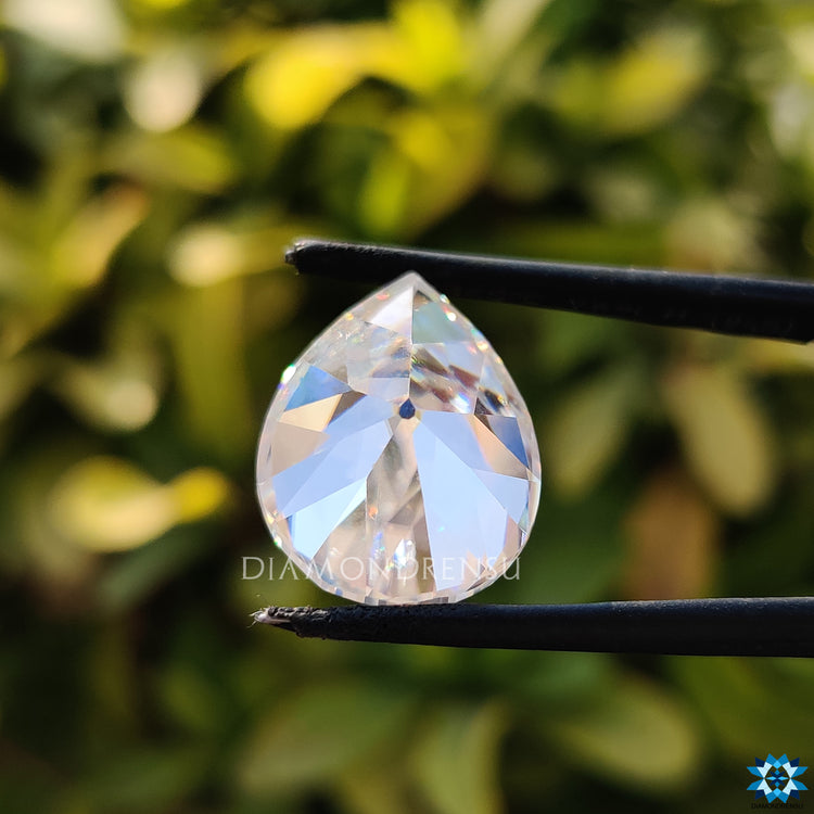 Diamondresnu Pear Cut Moissanite displayed as a loose moissanite for custom jewelry pieces.
