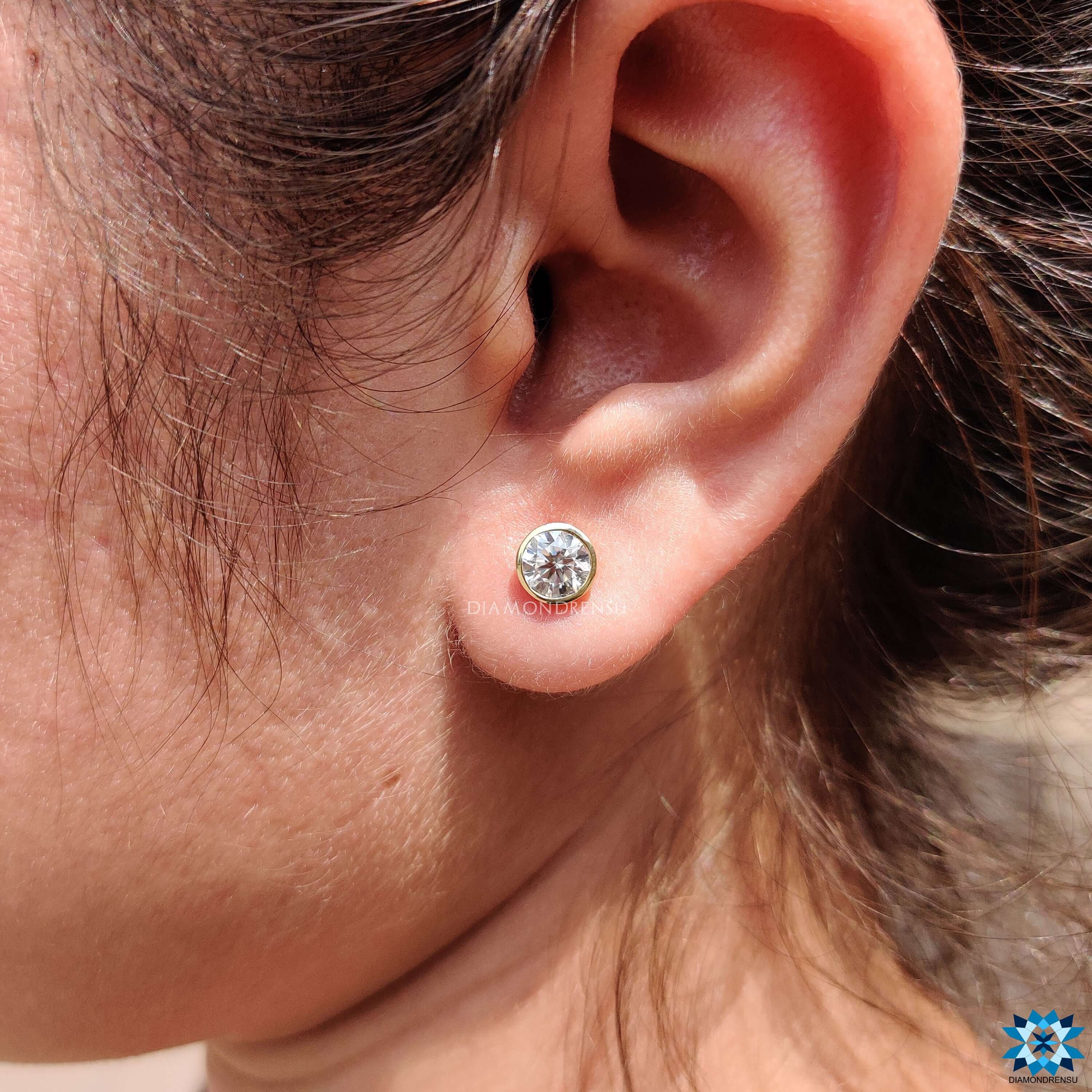 moissanite earrings screw back - diamondrensu
