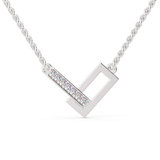 The versatile design pendant complements any look or occasion.
