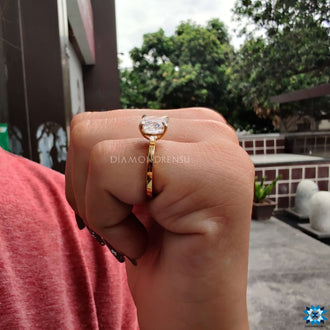 A classic solitaire ring setting showcasing the central stone's brilliance beautifully.