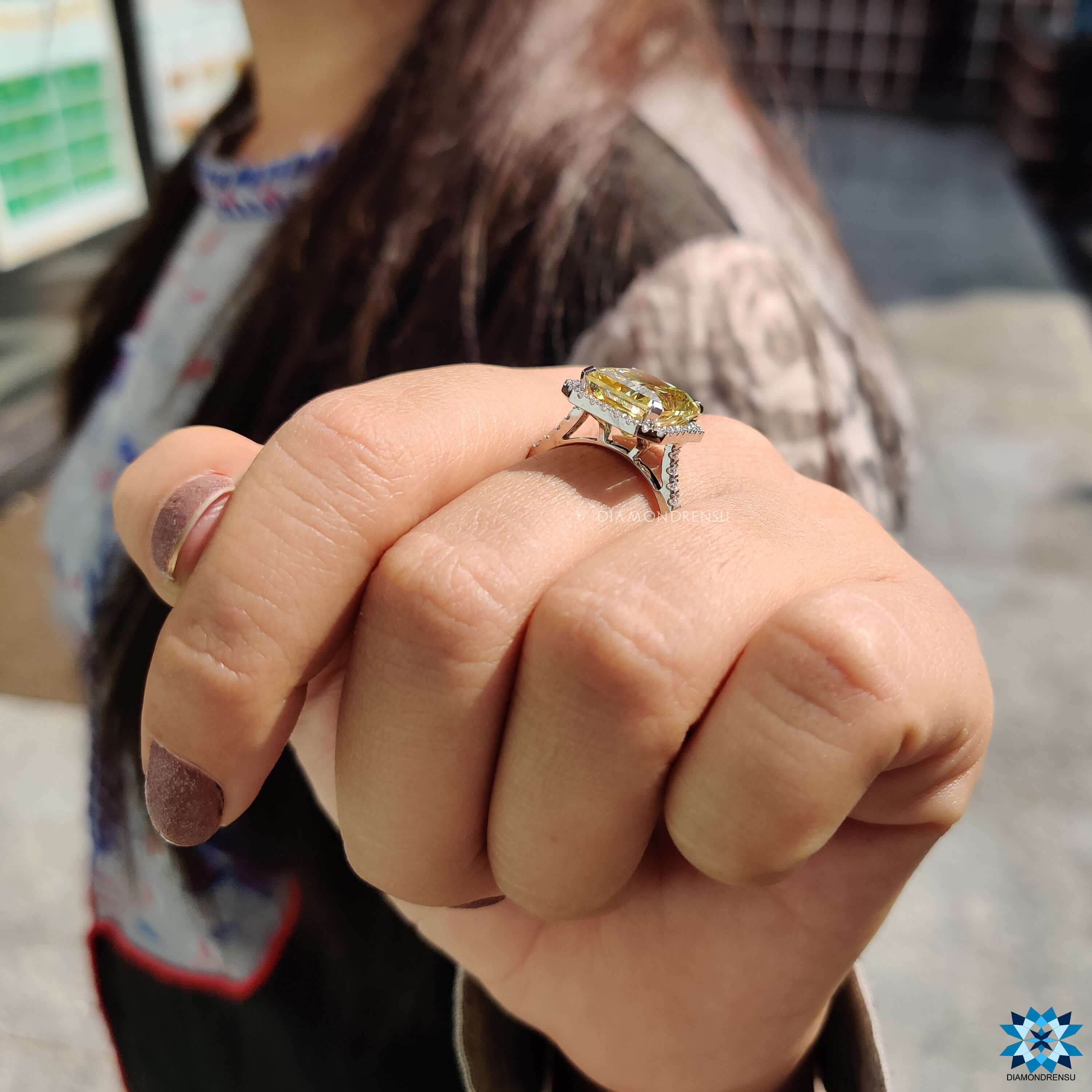 unique moissanite engagement ring - diamondrensu