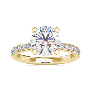 Round brilliant cut diamond ring with stunning sparkle and elegance.

