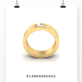 Unique men wedding bands designed with a fresh and stylish approach.
