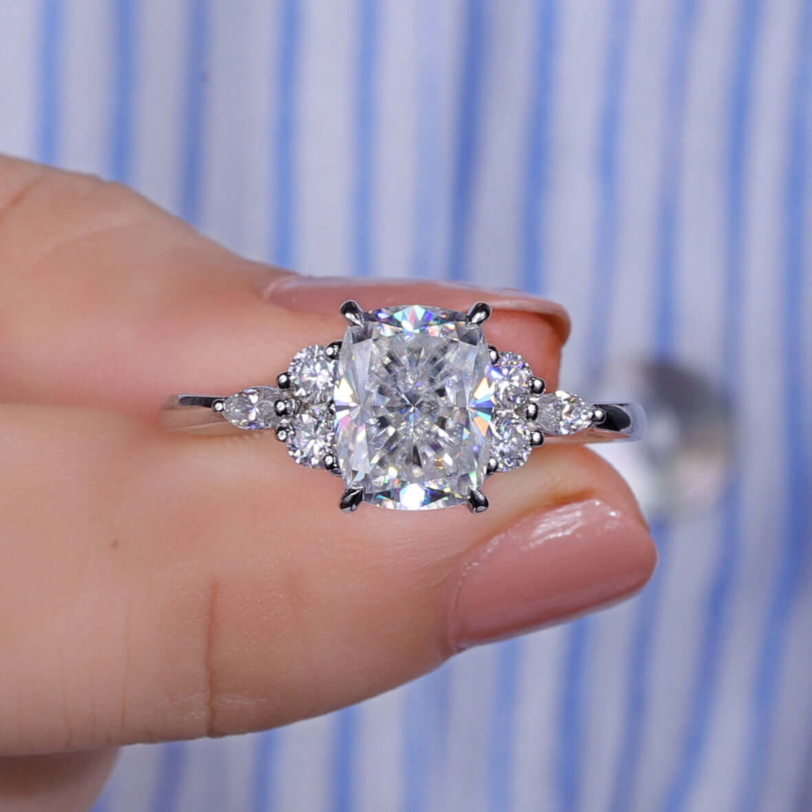 moissanite engagement ring - diamondrensu