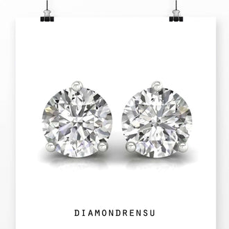 Martini earrings featuring lab grown diamonds, crafted for a refined and luxurious look.
