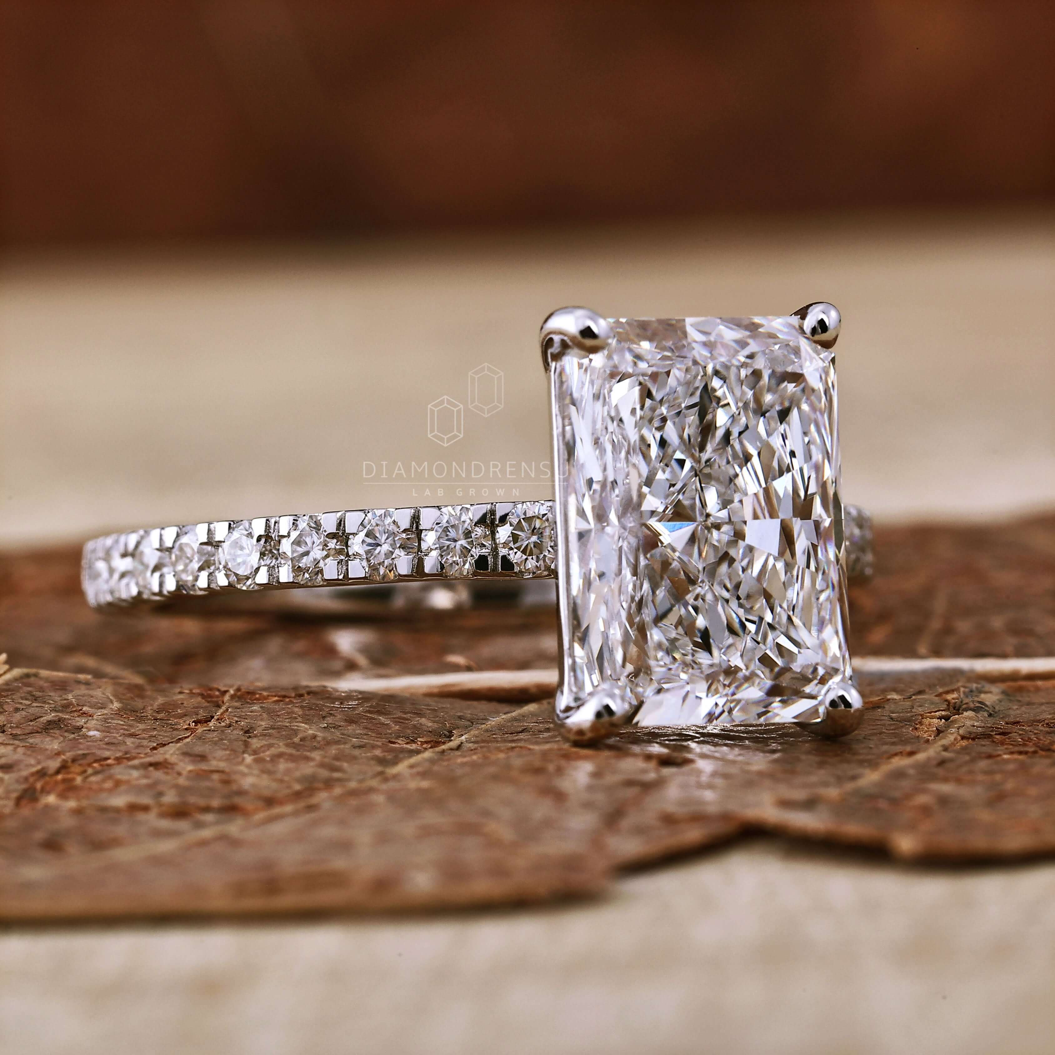 Lab Grown Rings 3.01 CT Radiant Cut Lab Grown Diamond Engagement Ring - Diamondrensu