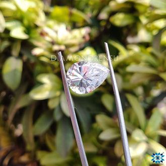 Loose pear shaped moissanite stone crafted in colorless quality and 5.43 carat size.
