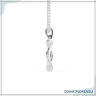 The halo around the diamond enhances its brilliance and sparkle.
