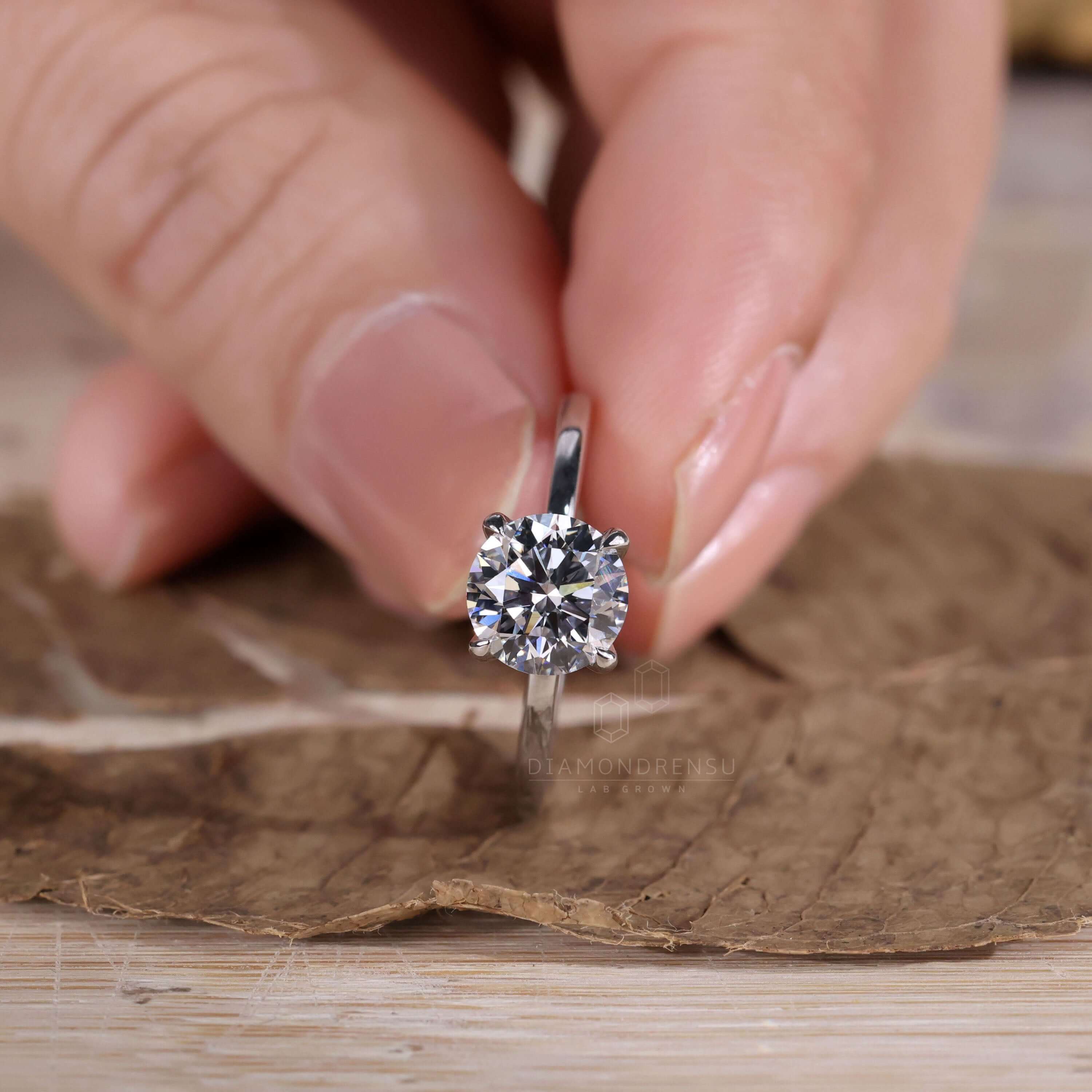 lab craeted diamond engagement ring - diamondrensu