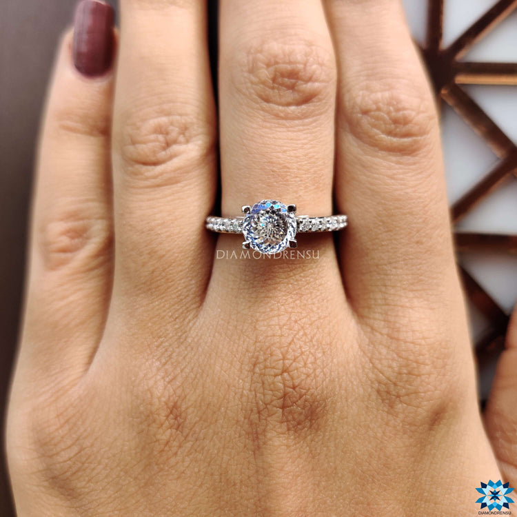 moissanite rings - diamondrensu