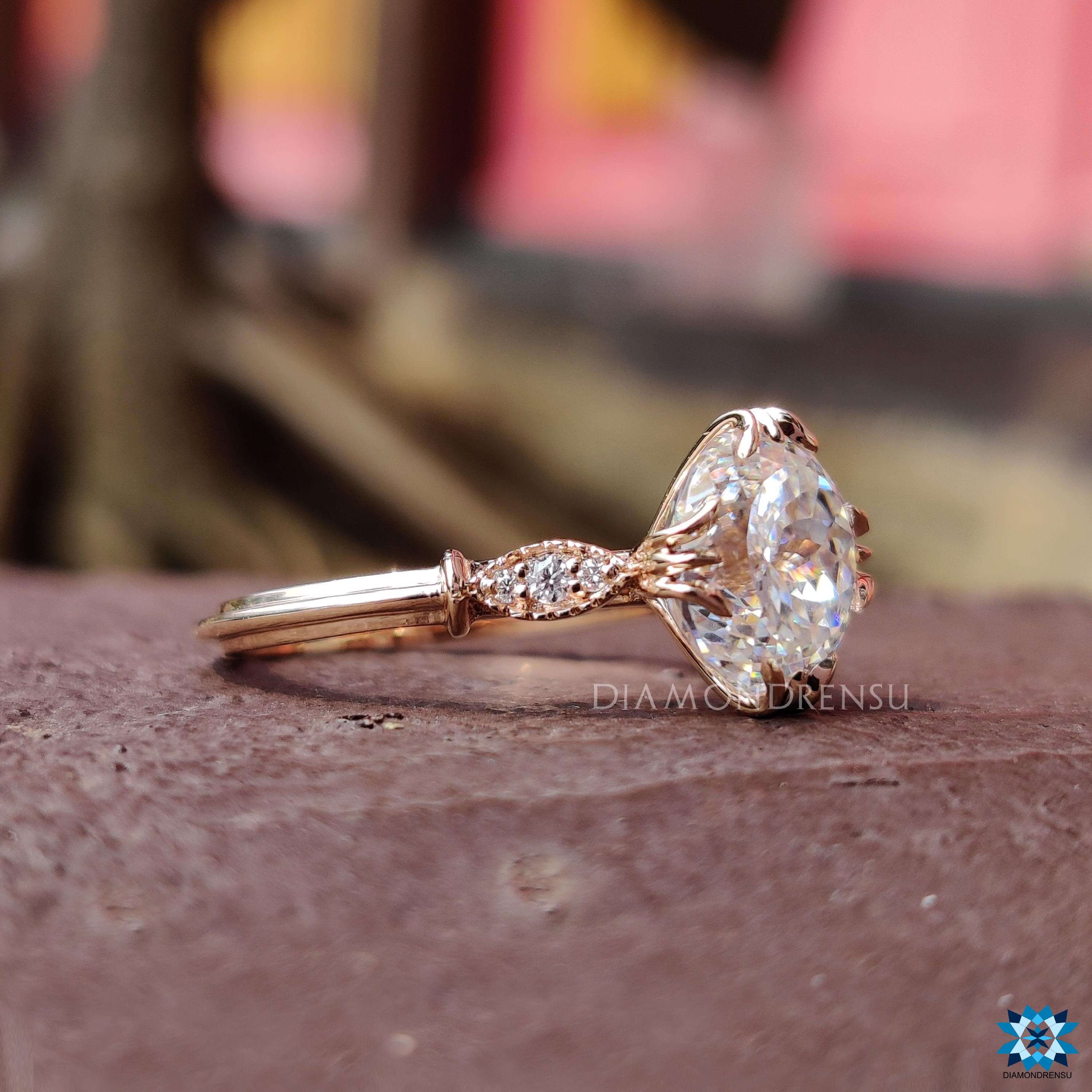 vintage style moissanite engagement rings