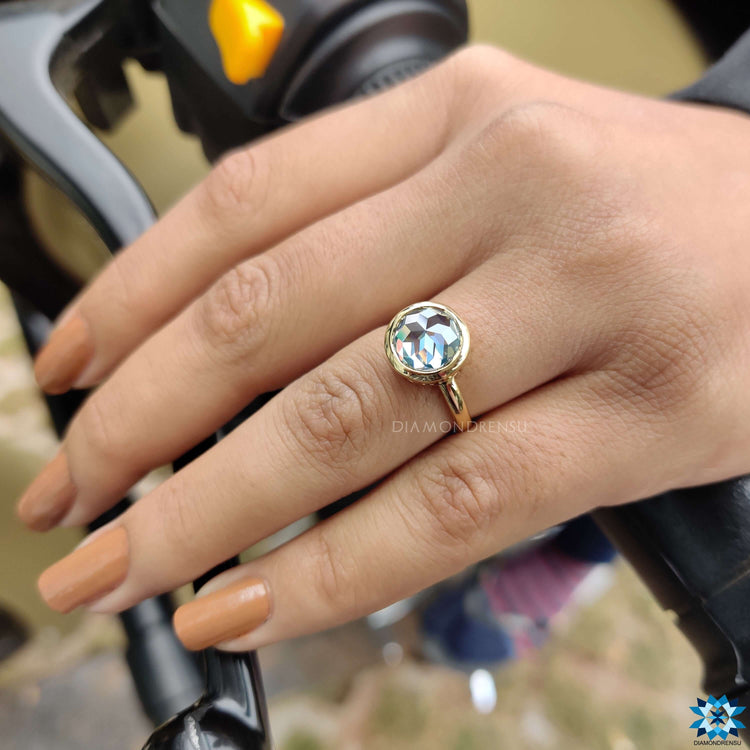 Classic round solitaire engagement ring crafted for brilliance.
