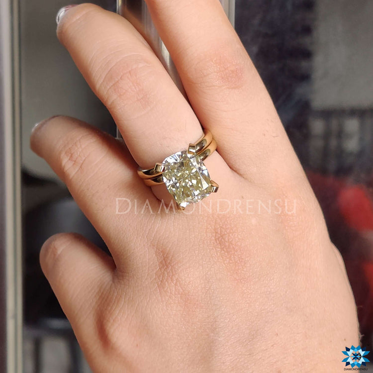 Handmade ring crafted with intricate details and premium quality materials.
