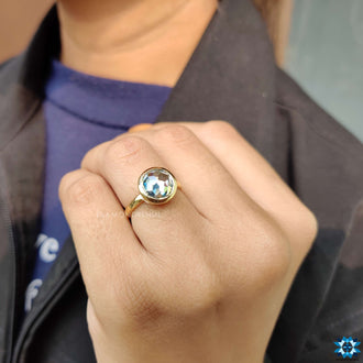 Moissanite round cut ring showcasing refined craftsmanship.