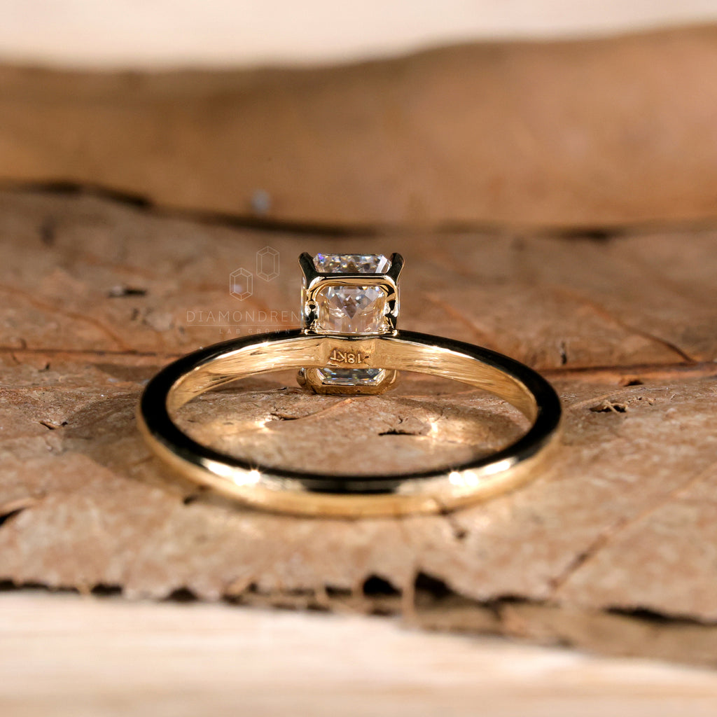 emerald cut engagement ring - diamondrensu