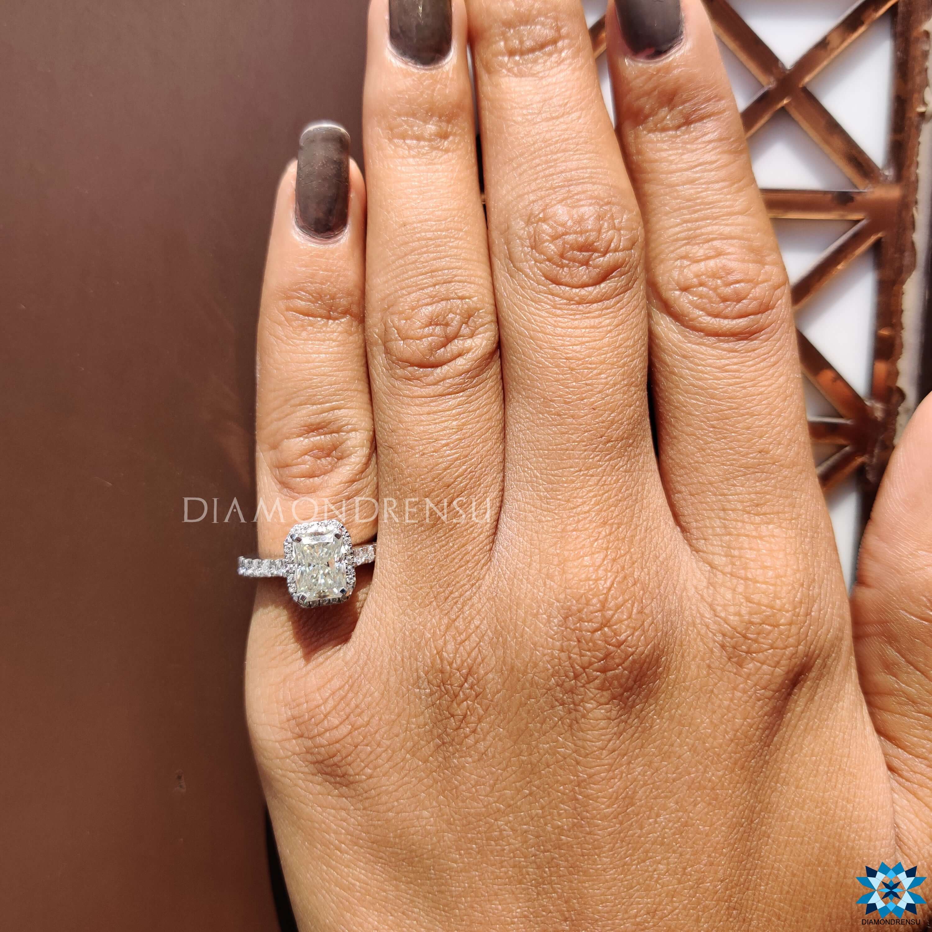 hidden halo engagement ring - diamondrensu