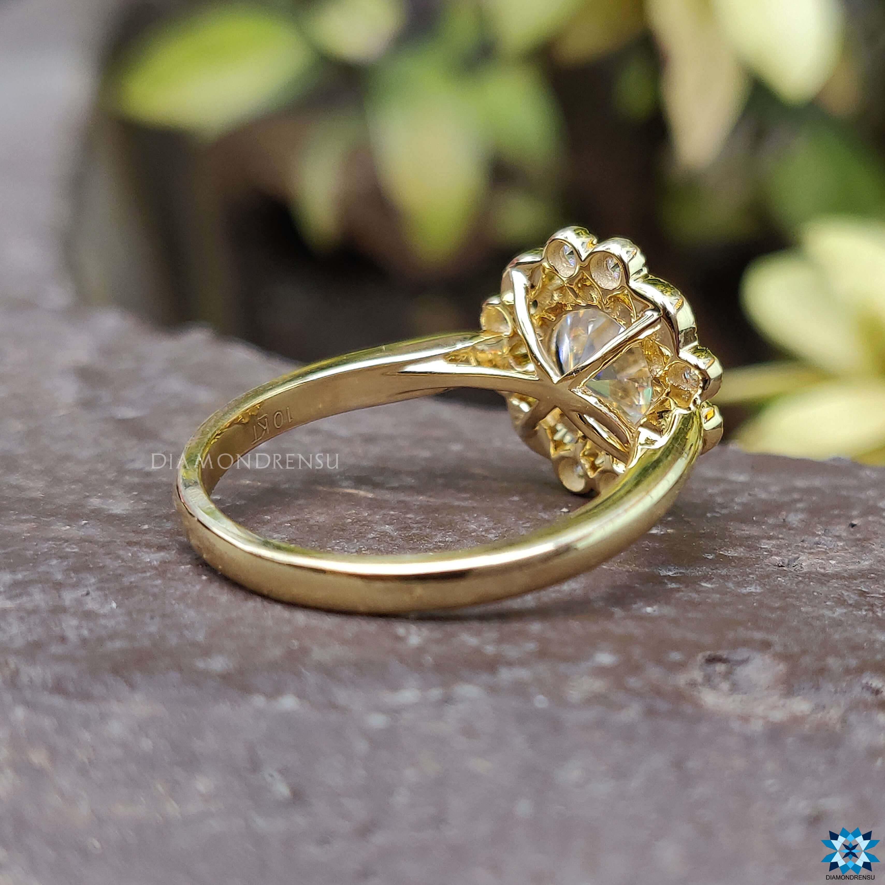 Lexandra: Nature Inspired Engagement Ring | Ken & Dan Design