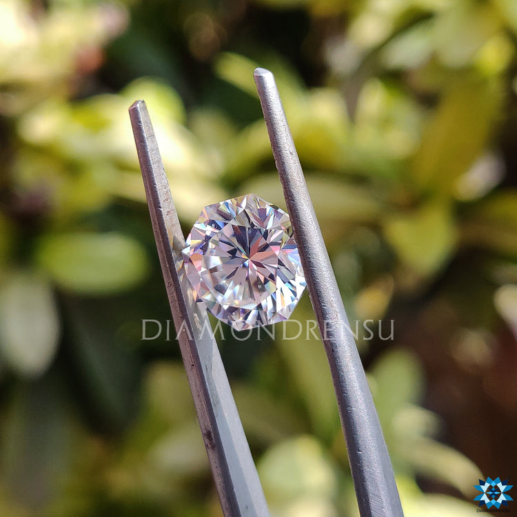 Octagon moissanite loose stone for custom ring.
