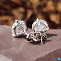 moissanite vs diamond