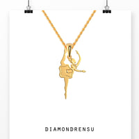 Pendant for women, featuring a handmade gold pendant with delicate details
