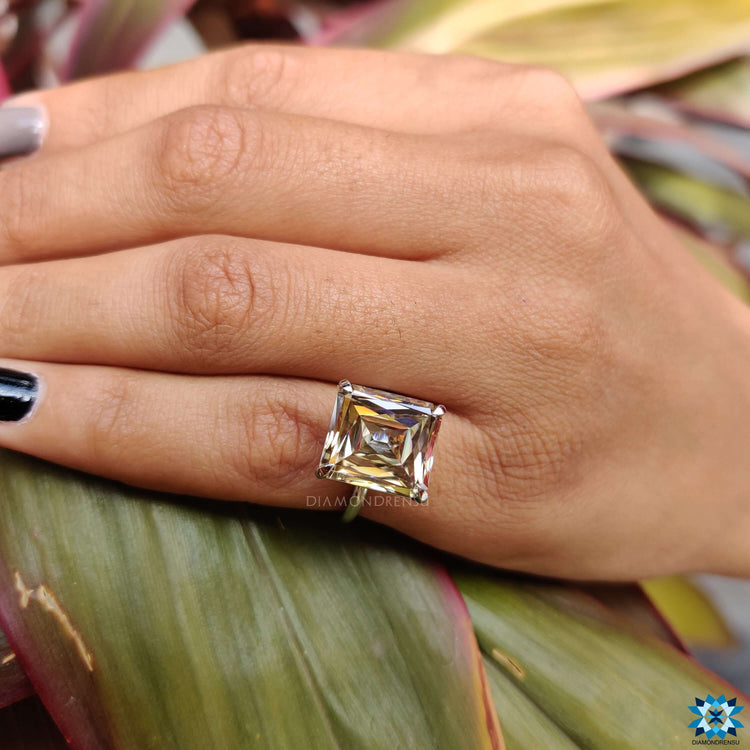 White gold solitaire engagement ring with premium finish.