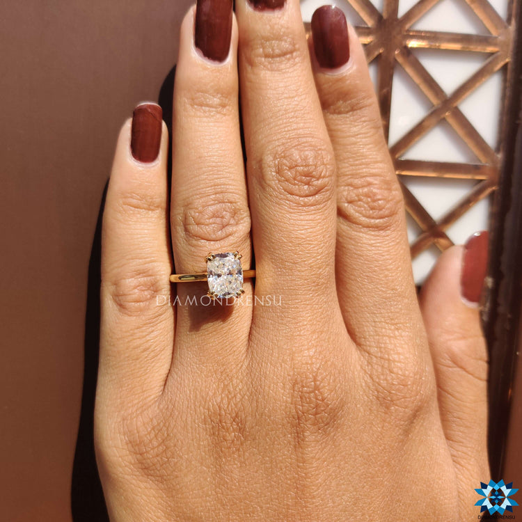 Moissanite cathedral setting perfect for everyday elegance.